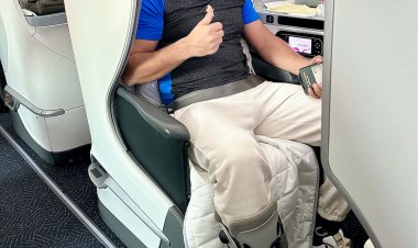 Shami bowls at full tilt on the sidelines in Bengaluru