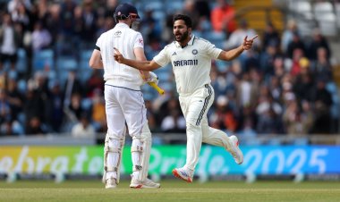 Thakur gets Duckett and Brook back-to-back, but England only 102 runs away