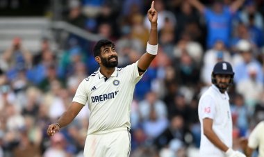 Weather could have a say in fifth day's action in Headingley Test