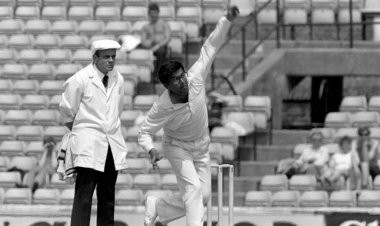 Dilip Doshi, former India left-arm spinner, dies aged 77