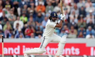 Rahul fifty takes India's lead past 150 after England strike early