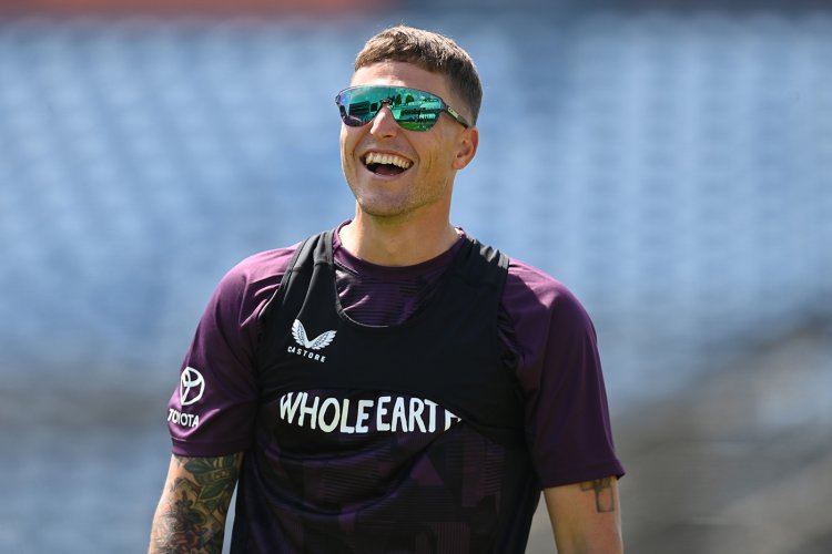 Carse to take new ball in untried England seam attack